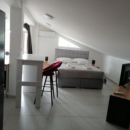 Ferienwohnung Milka Zadar Exterior foto