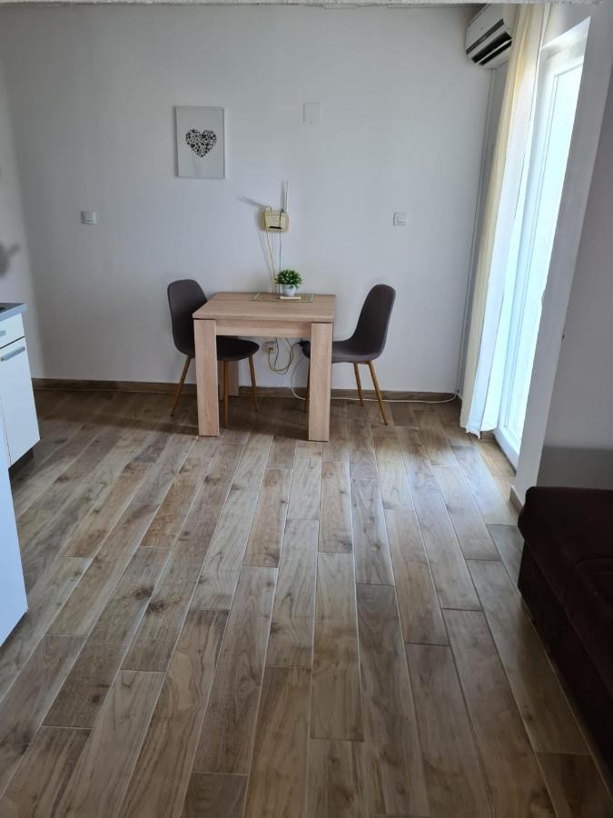 Ferienwohnung Milka Zadar Exterior foto